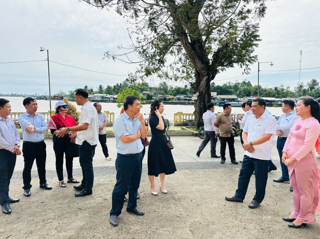 Giám đốc Sở Văn hóa, Thể thao và Du lịch TP Cần Thơ khảo sát điểm du lịch Bảy Bon, Đình thần Thới An- Ảnh 9.