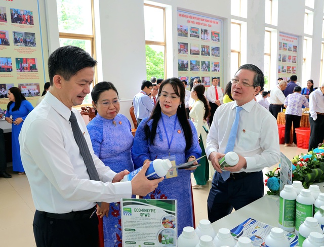 Khai mạc Đại hội đại biểu MTTQ Việt Nam TP Cần Thơ lần thứ I, nhiệm kỳ 2025-2030- Ảnh 10. Khai mạc Đại hội đại biểu MTTQ Việt Nam TP Cần Thơ lần thứ I, nhiệm kỳ 2025-2030- Ảnh 10.