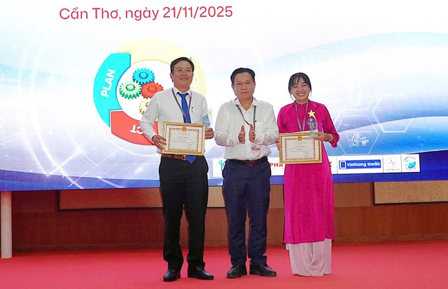 Sở Y tế TP Cần Thơ: Tổ chức Hội thi sáng kiến, cải tiến chất lượng bệnh viện năm 2025- Ảnh 4. Sở Y tế TP Cần Thơ: Tổ chức Hội thi sáng kiến, cải tiến chất lượng bệnh viện năm 2025- Ảnh 4.