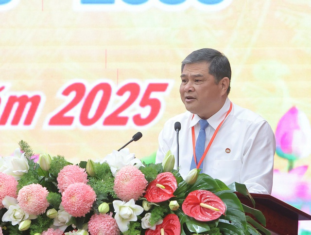 Khai mạc Đại hội đại biểu MTTQ Việt Nam TP Cần Thơ lần thứ I, nhiệm kỳ 2025-2030- Ảnh 9. Khai mạc Đại hội đại biểu MTTQ Việt Nam TP Cần Thơ lần thứ I, nhiệm kỳ 2025-2030- Ảnh 9.