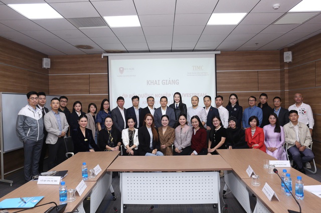 Khai giảng lớp nghiệp vụ Livestream- Ảnh 1. Khai giảng lớp nghiệp vụ Livestream- Ảnh 1.