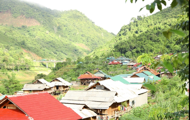 Mô hình “Ánh sáng vùng biên” xã Mỹ Lý kiến tạo diện mạo mới nơi biên giới Nghệ An- Ảnh 1.