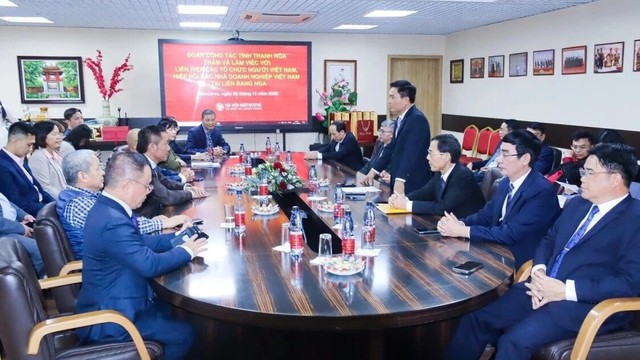 Thanh Hóa làm việc với kiều bào và doanh nghiệp Việt tại Nga để thúc đẩy hợp tác- Ảnh 1. Thanh Hóa làm việc với kiều bào và doanh nghiệp Việt tại Nga để thúc đẩy hợp tác- Ảnh 1.