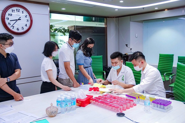 Sức ép phúc lợi tăng cao, doanh nghiệp SME tìm đến bảo hiểm sức khỏe như một "lá chắn" tài chính- Ảnh 1.