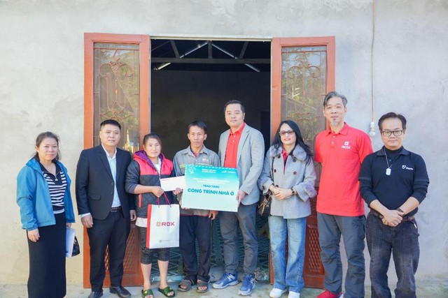 ROX Key tiếp sức đến trường tại Lào Cai, lan tỏa văn hóa sẻ chia- Ảnh 3. ROX Key tiếp sức đến trường tại Lào Cai, lan tỏa văn hóa sẻ chia- Ảnh 3.
