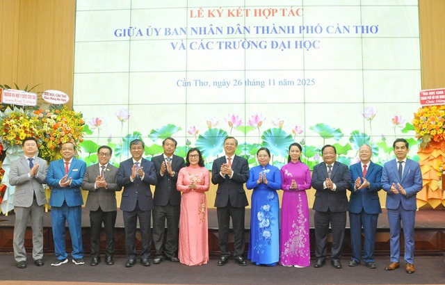 UBND TP. Cần Thơ ký kết hợp tác với 6 trường đại học- Ảnh 1. UBND TP. Cần Thơ ký kết hợp tác với 6 trường đại học- Ảnh 1.