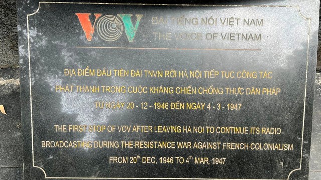 Hang Trầm – Chùa Trầm: Nơi Lời thiêng sông núi vang vọng- Ảnh 1. Hang Trầm – Chùa Trầm: Nơi Lời thiêng sông núi vang vọng- Ảnh 1.