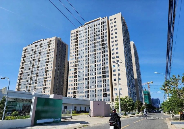 Đà Nẵng: Xử lý nghiêm tình trạng "cò hồ sơ", "suất ngoại giao" trong mua, bán nhà ở xã hội- Ảnh 1. Đà Nẵng: Xử lý nghiêm tình trạng "cò hồ sơ", "suất ngoại giao" trong mua, bán nhà ở xã hội- Ảnh 1.