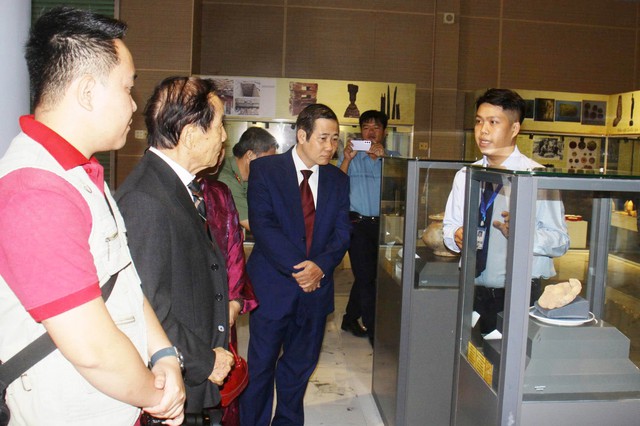 An Giang: Công bố 2 bảo vật Quốc gia thuộc Văn hoá Óc Eo- Ảnh 1.