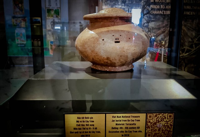 An Giang: Công bố 2 bảo vật Quốc gia thuộc Văn hoá Óc Eo- Ảnh 3.