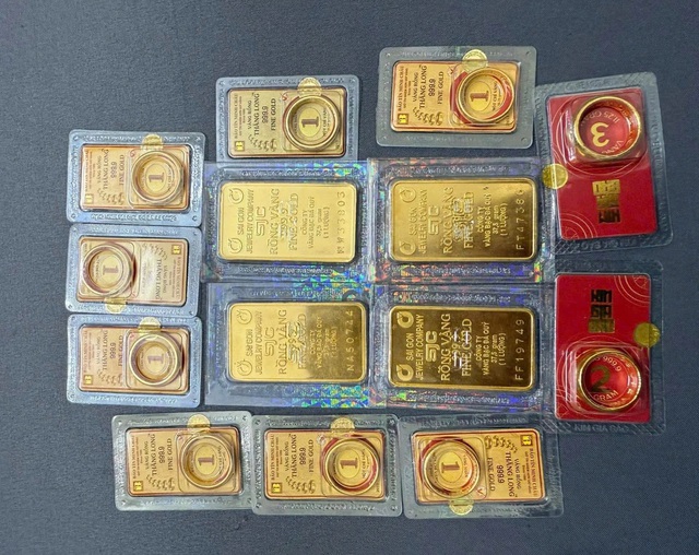 Giá vàng hôm nay 29/11: Vàng thế giới vượt mốc 4.200 USD/ounce- Ảnh 1.