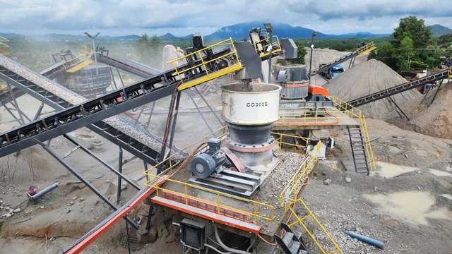 Nghệ An: Giải pháp nào cho “cơn khát” cát xây dựng?- Ảnh 5. Nghệ An: Giải pháp nào cho “cơn khát” cát xây dựng?- Ảnh 5.