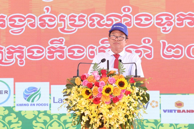 TP Cần Thơ khai mạc Giải đua ghe Ngo năm 2025- Ảnh 3.