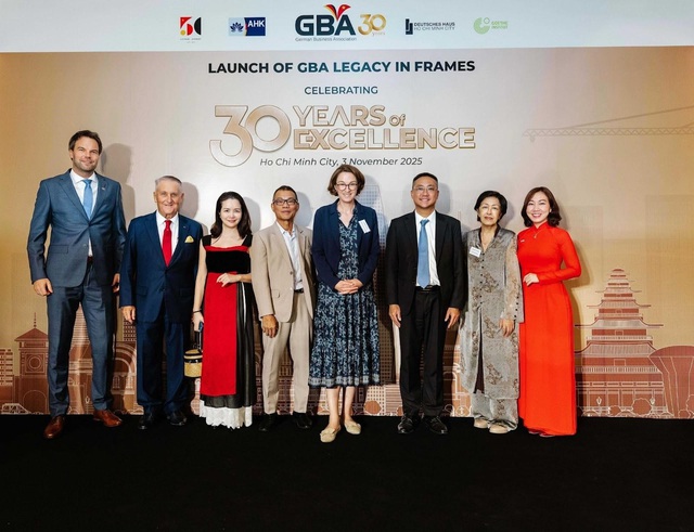 GBA Triển lãm ảnh “Legacy in Frames” và Tọa đàm “From Đổi Mới to a Global Gateway”- Ảnh 5. GBA Triển lãm ảnh “Legacy in Frames” và Tọa đàm “From Đổi Mới to a Global Gateway”- Ảnh 5.