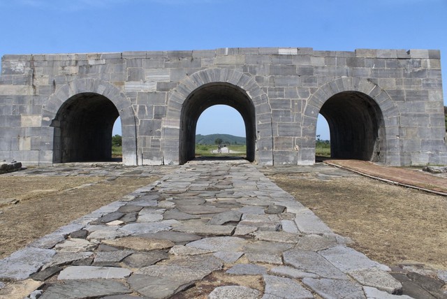 Du lịch Thanh Hóa: Tăng trưởng dương nhưng vẫn ở “điểm bản lề chiến lược”- Ảnh 2.