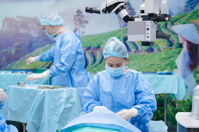 Sáng chế ghép giác mạc của bác sĩ Việt Nam giúp cụ ông 80 tuổi thoát nguy cơ mù lòa- Ảnh 3.