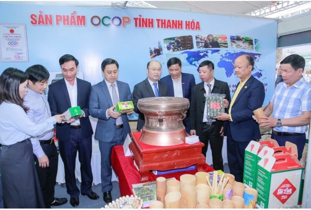 Thanh Hóa: Bùng nổ gần 300 gian hàng tại sự kiện nông sản, thực phẩm an toàn 2025- Ảnh 3.