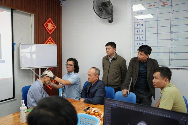 Bệnh viện Đa khoa Thái Bình: Vi phẫu thành công “biến” xương chân thành xương hàm- Ảnh 3.