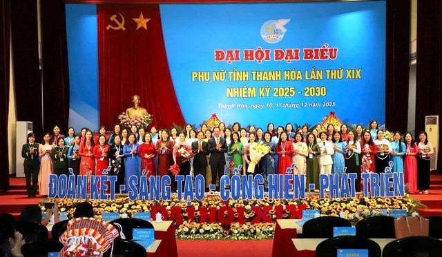 Thanh Hóa: Khai mạc Đại hội đại biểu Phụ nữ tỉnh lần thứ XIX, nhiệm kỳ 2025-2030- Ảnh 5.