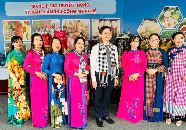 Phấn đấu đến năm 2030, TP Cần Thơ có 5.000 hộ phụ nữ thoát nghèo bền vững- Ảnh 5. Phấn đấu đến năm 2030, TP Cần Thơ có 5.000 hộ phụ nữ thoát nghèo bền vững- Ảnh 5.