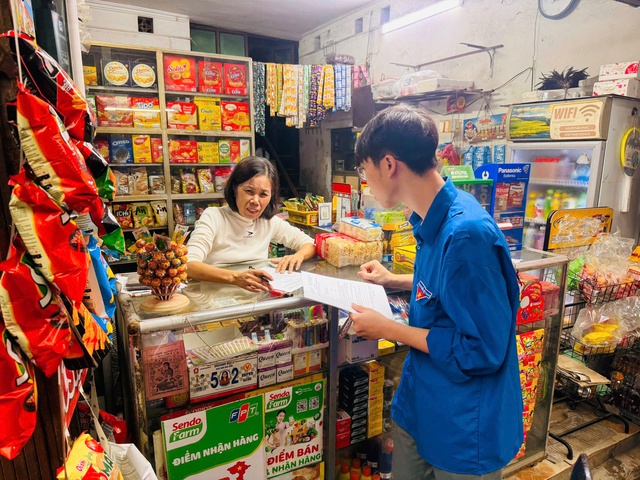 Phường Tây Mỗ: Ra quân lập lại kỷ cương trật tự đô thị- Ảnh 7. Phường Tây Mỗ: Ra quân lập lại kỷ cương trật tự đô thị- Ảnh 7.