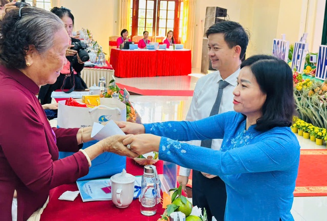 Phấn đấu đến năm 2030, TP Cần Thơ có 5.000 hộ phụ nữ thoát nghèo bền vững- Ảnh 12. Phấn đấu đến năm 2030, TP Cần Thơ có 5.000 hộ phụ nữ thoát nghèo bền vững- Ảnh 12.