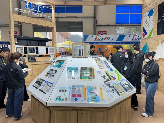 HanoiTex & HanoiFabric 2025: Kết nối chuỗi cung ứng và nâng cao năng lực cạnh tranh ngành dệt may- Ảnh 3.