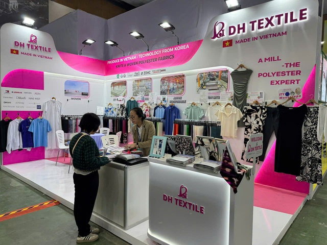 HanoiTex & HanoiFabric 2025: Kết nối chuỗi cung ứng và nâng cao năng lực cạnh tranh ngành dệt may- Ảnh 2.