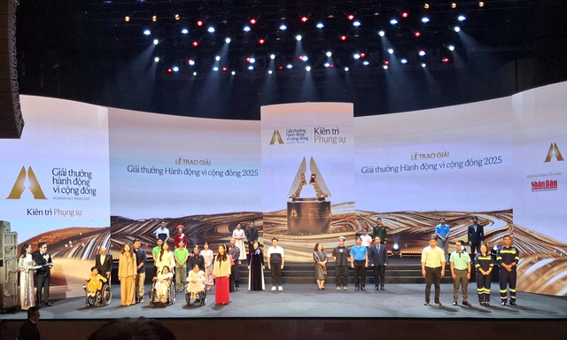 Trao Giải thưởng “Hành động vì Cộng đồng 2025”: Tôn vinh các nghĩa cử cao đẹp- Ảnh 3.
