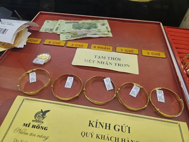 Giá vàng hôm nay 19/12: Tiếp đà tăng nhẹ- Ảnh 1.