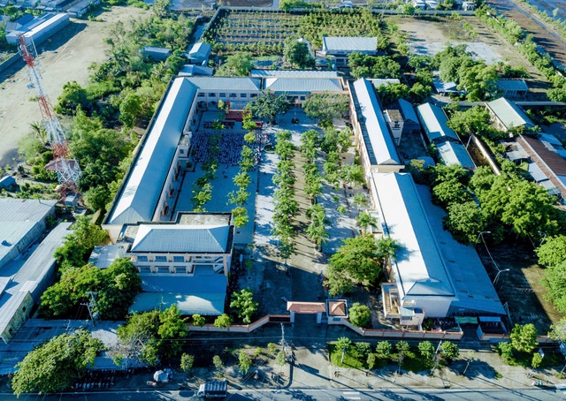 Trường THPT Vĩnh Thuận đạt kiểm định chất lượng giáo dục cấp độ 3 và chuẩn Quốc gia mức độ 2- Ảnh 1. Trường THPT Vĩnh Thuận đạt kiểm định chất lượng giáo dục cấp độ 3 và chuẩn Quốc gia mức độ 2- Ảnh 1.