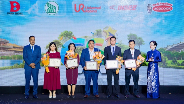 ACECOOK Việt Nam: 3 năm liên tiếp được vinh danh 
Top 100 doanh nghiệp bền vững- Ảnh 2.