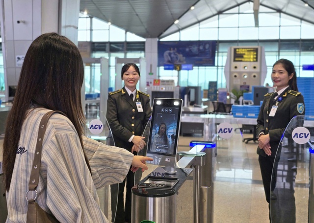 Cảng Hàng không Quốc tế Vinh chính thức khai thác trở lại- Ảnh 4.