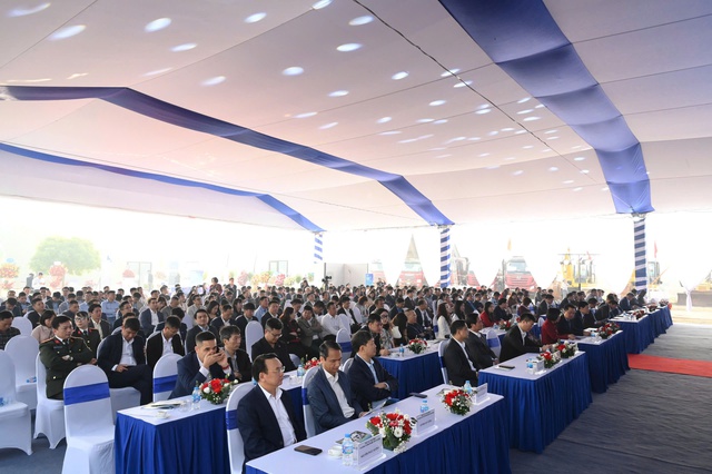 Khởi công Dự án Khu nhà ở xã hội Tiên Dương 1 chào mừng Đại hội đại biểu toàn quốc lần thứ XIV của Đảng- Ảnh 2.