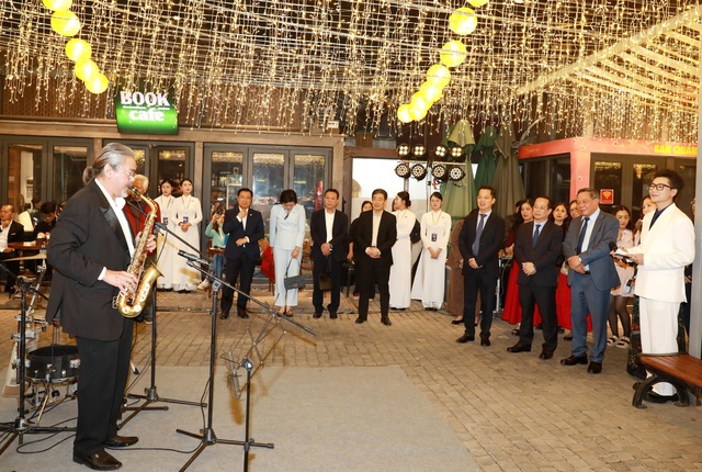 Độc đáo chuỗi các hoạt động quảng bá sản phẩm du lịch đêm với chủ đề “Hà Nội Đẹp Sound” - Ảnh 6.