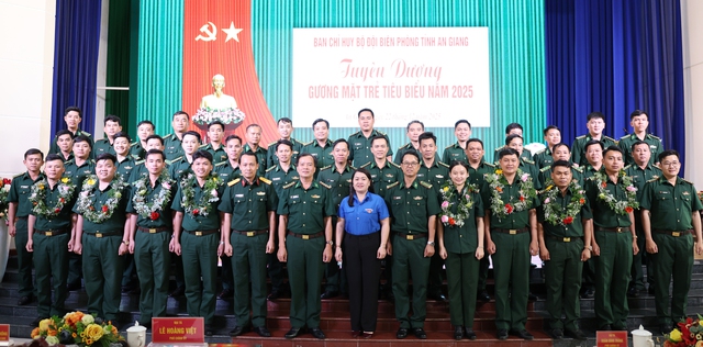 An Giang: Tuyên dương 10 gương mặt trẻ tiêu biểu trong BĐBP- Ảnh 3.