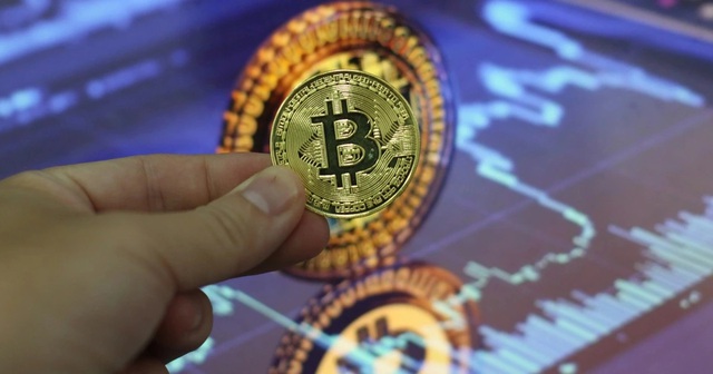 Giá Bitcoin hôm nay 23/12: Tích lũy năng lượng trước đợt biến động mạnh- Ảnh 1.