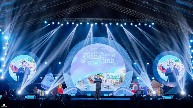 Âm nhạc kết nối cộng đồng trong đêm Giáng sinh ở ROX Living Aquamarine Diễn Châu- Ảnh 11.