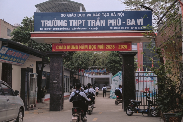 Chuyến phà chở những ước mơ
- Ảnh 11.
