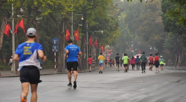 Hà Nội thức giấc cùng nhịp thở thể dục, thể thao- Ảnh 2.