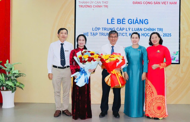 Trường Chính trị TP Cần Thơ và Đại học Cần Thơ ký kết hợp tác chiến lược- Ảnh 5.