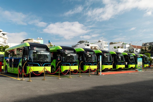 TP HCM: Tiết kiệm 216 tỉ đồng nhờ đấu thầu 62 tuyến xe buýt- Ảnh 1.