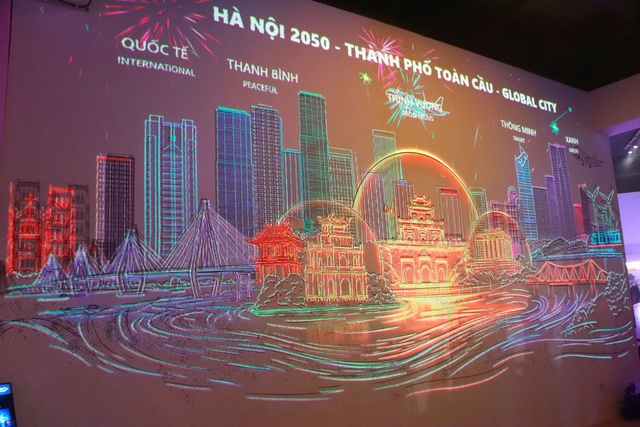 Triển lãm số “Hà Nội Rạng Rỡ - Ánh sáng và Di sản”: Bảo tồn và lan tỏa di sản bằng ngôn ngữ công nghệ số- Ảnh 7.