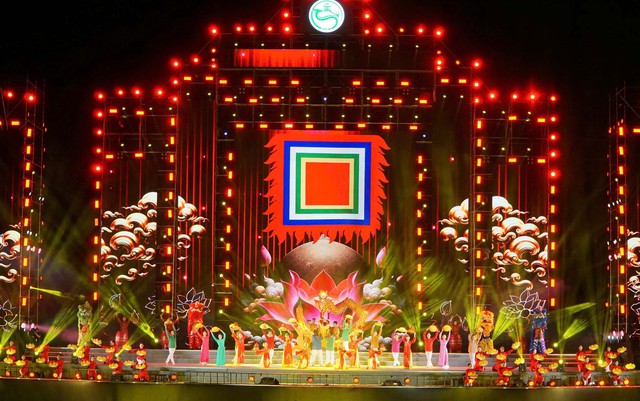 Cần Thơ khai mạc Lễ hội Văn hóa Sông nước năm 2025- Ảnh 8.