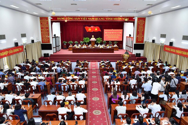 Thủ tướng Chính phủ Phạm Minh Chính và Đoàn ĐBQH TP. Cần Thơ tiếp xúc cử tri chuyên đề về y tế và giáo dục- Ảnh 2.