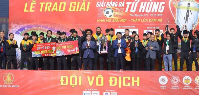 Hoàng Anh Gia Lai lên ngôi tại giải Tứ hùng Thái Nguyên 2025- Ảnh 2.