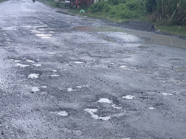 Vĩnh Long: Chính quyền xã Phú Túc kiến nghị sửa chữa Quốc lộ 57B đoạn giữa 2 cầu Rạch Miễu để đảm bảo an toàn giao thông- Ảnh 3.