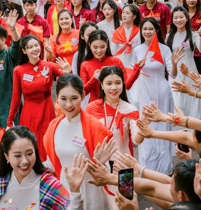 CLB Ảnh báo chí Hội Nhà báo Việt Nam tổng kết hoạt động năm 2025- Ảnh 6. CLB Ảnh báo chí Hội Nhà báo Việt Nam tổng kết hoạt động năm 2025- Ảnh 6.