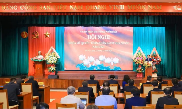 Hà Nội thu ngân sách năm 2025 đạt 704.579 tỷ đồng, vượt 37,1% dự toán- Ảnh 1.