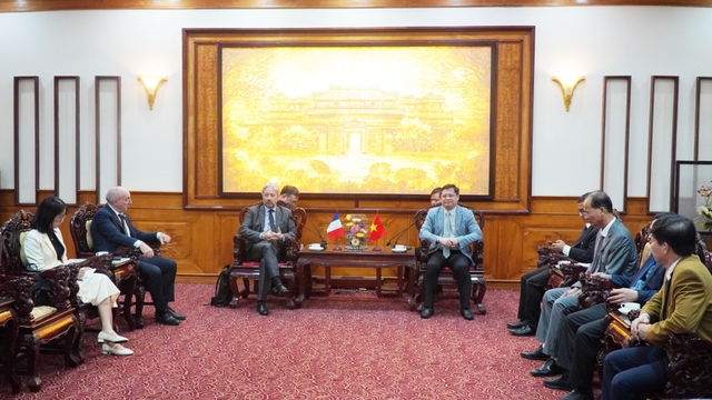 TP Huế: Giao lưu, phát triển bản sắc văn hóa với Cộng hòa Pháp- Ảnh 1.